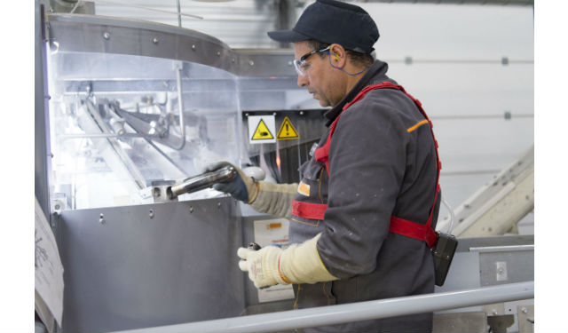 Recyclage des lampes : portes ouvertes chez Artémise