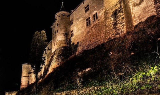 Double regard sur Chinon