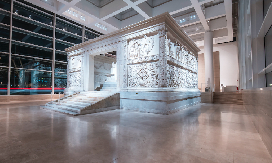 Le musée Ara Pacis éclairé par Erco