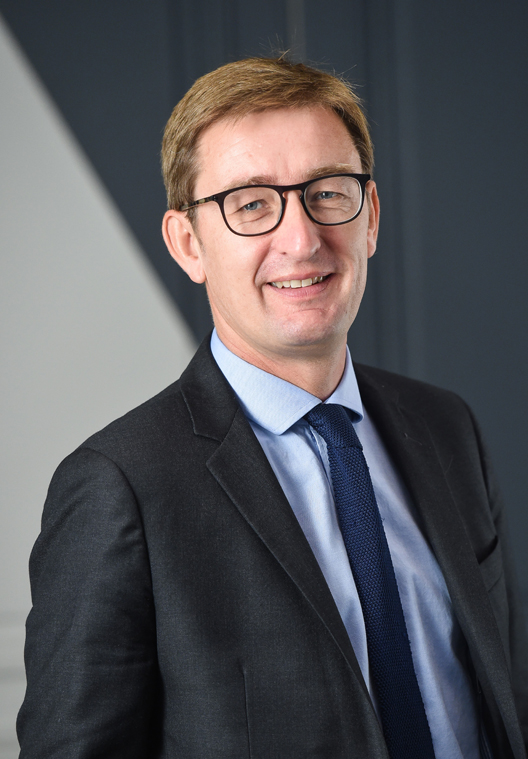 <b>Dorian LAMARRE</b><br>Directeur des Affaires publiques du Conseil national des centres commerciaux (CNCC)<br>© Nicola Gleichauf u0026 Frank Barylko