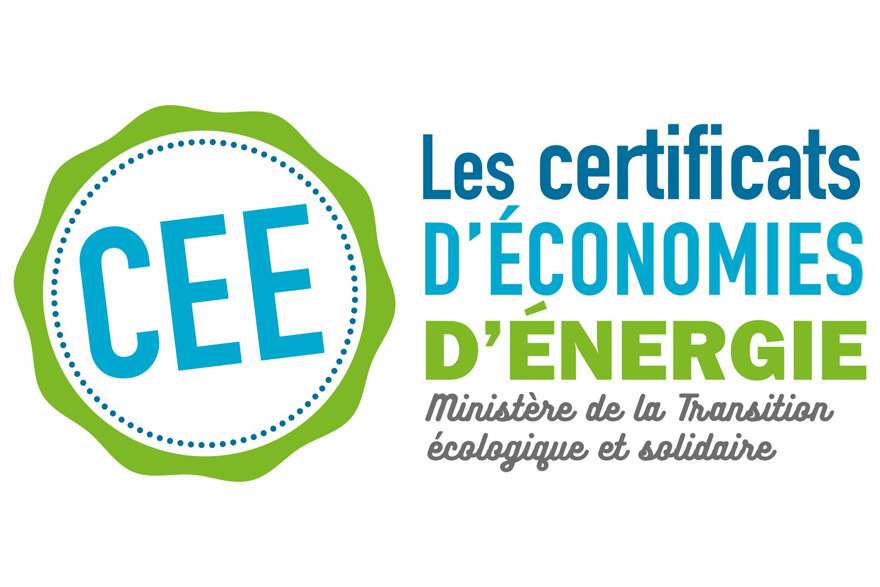 <b>La marque CEE a été déposée en mai 2021 par l’État français, représenté par le ministère de la Transition écologique, auprès de l’Institut national de la protection industrielle (INPI). Cette marque collective a pour but d’améliorer la communication autour du dispositif, et de permettre au grand public de mieux l’identifier dans l’écosystème des économies d’énergie. La marque ne constitue toutefois en aucun cas un label ou une garantie de qualité.</b>