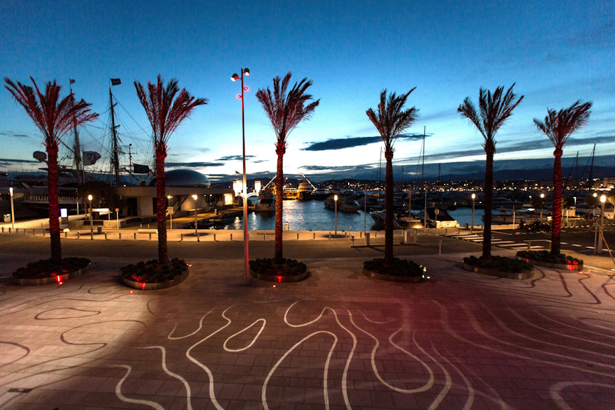 Topographies lumineuses au port Pierre-Canto, Cannes