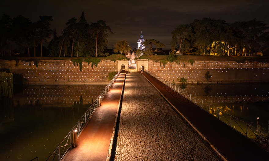 Le Quesnoy : clair de lune sur les remparts